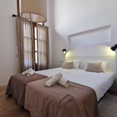 Classbedroom Port Ramblas 巴塞罗那 外观 照片