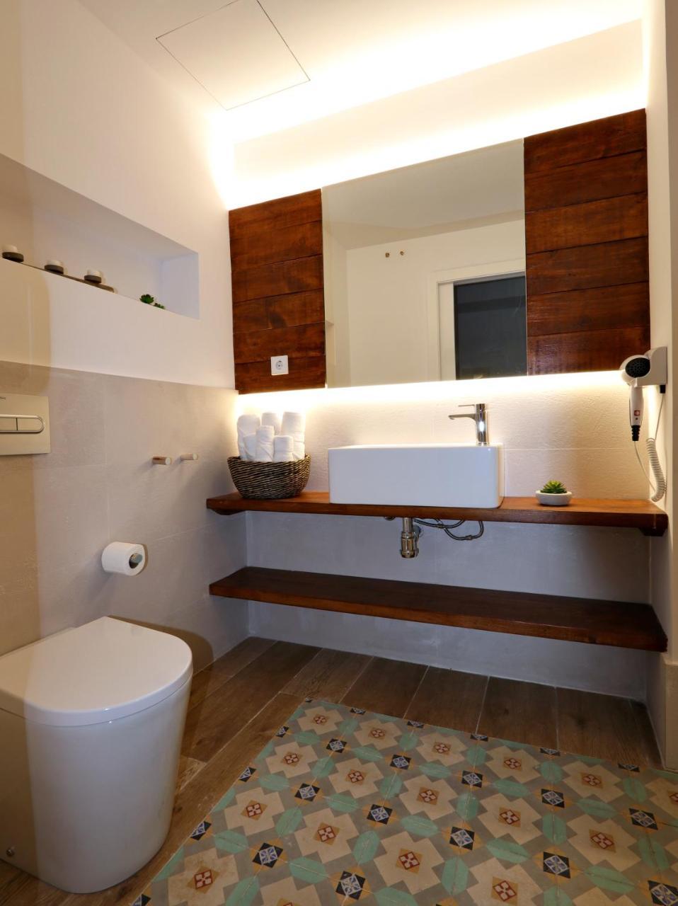 Classbedroom Port Ramblas 巴塞罗那 外观 照片