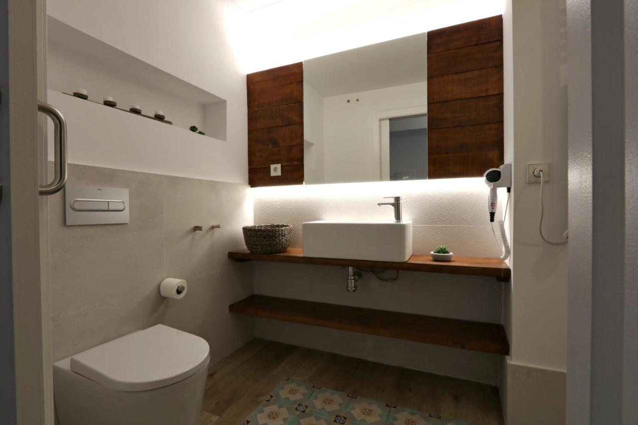 Classbedroom Port Ramblas 巴塞罗那 外观 照片
